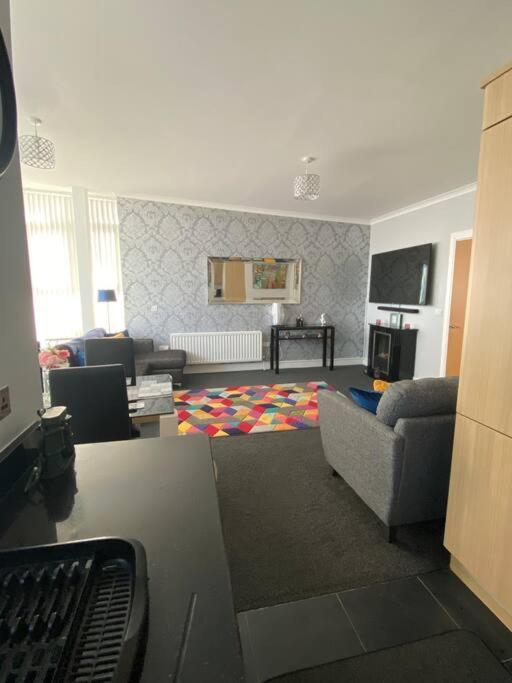 3 Bedroom Penthouse Apartment In Larne Exterior foto